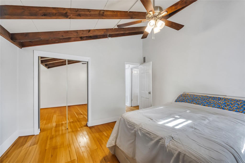 23 of 41 - 16 Walnut Drive, Shoreham, NY