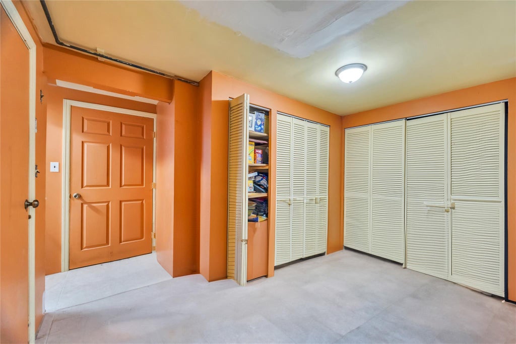 32 of 41 - 16 Walnut Drive, Shoreham, NY