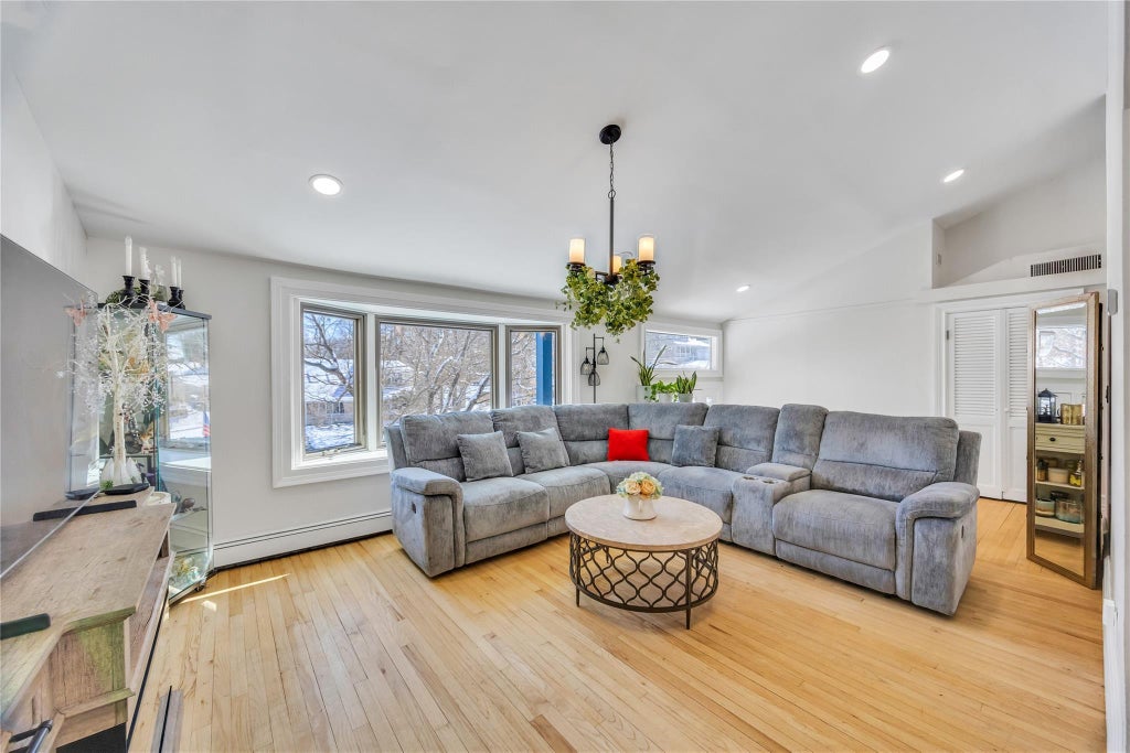 4 of 41 - 16 Walnut Drive, Shoreham, NY