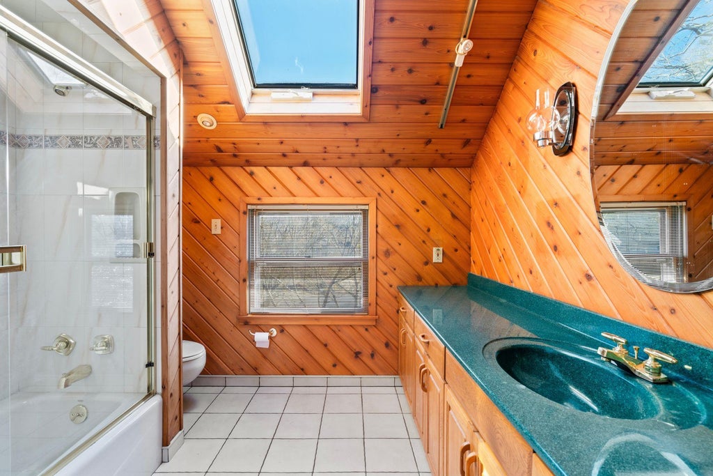 11 of 17 - 20 Nursery Road, Melville, NY