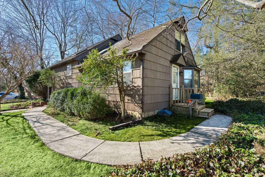 1 of 17 - 20 Nursery Road, Melville, NY