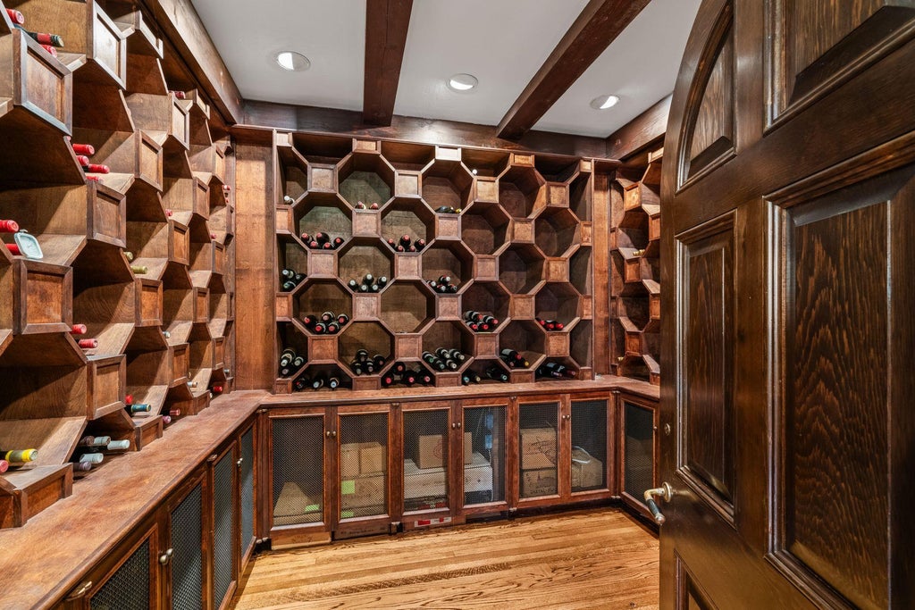14 of 31 - 95 Piping Rock Road, Locust Valley, NY