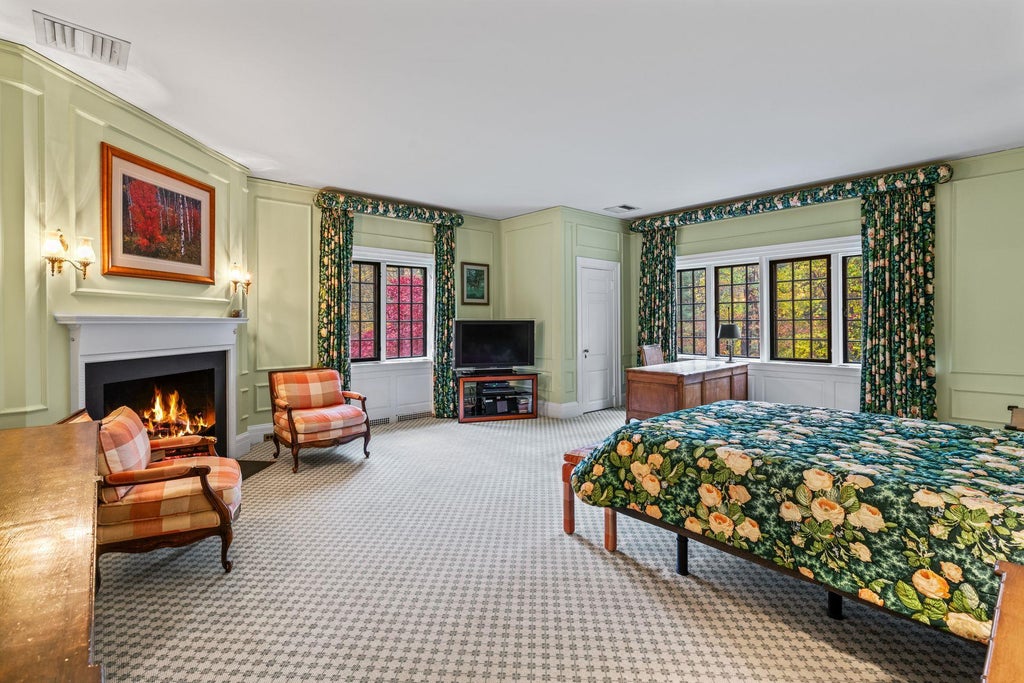 23 of 31 - 95 Piping Rock Road, Locust Valley, NY