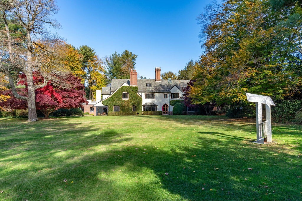 26 of 31 - 95 Piping Rock Road, Locust Valley, NY