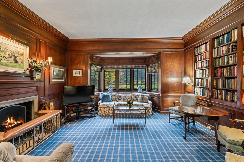7 of 31 - 95 Piping Rock Road, Locust Valley, NY