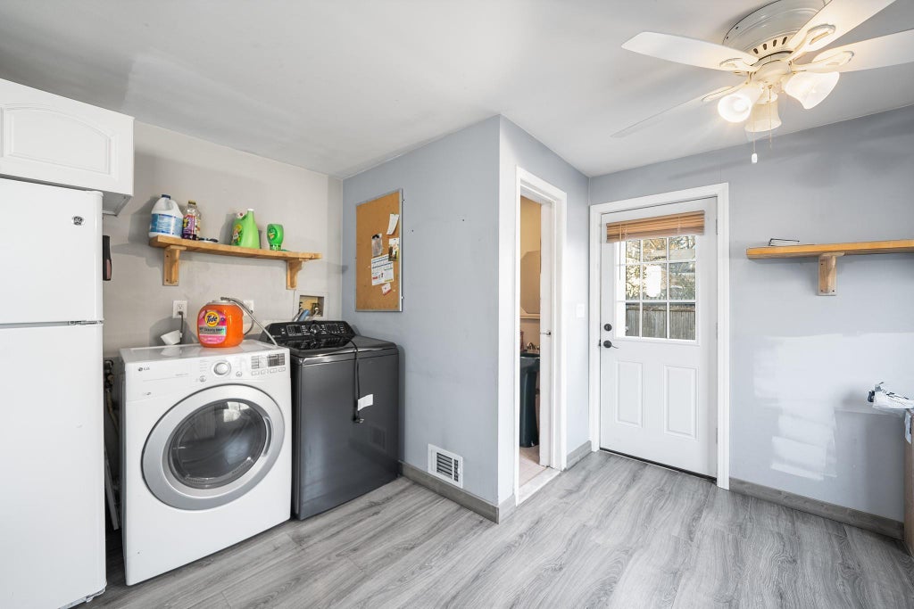 9 of 26 - 1695 Thompson Drive, Bay Shore, NY