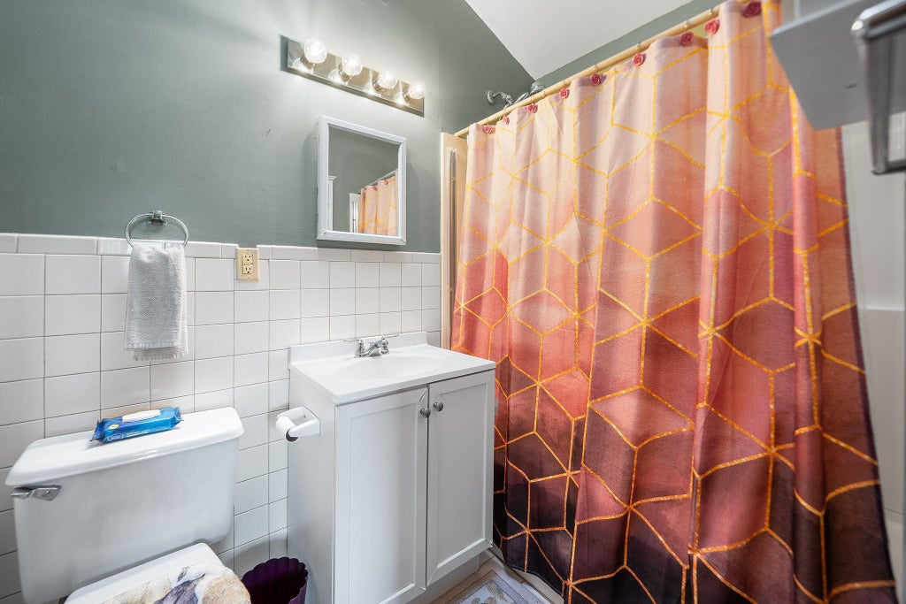 20 of 26 - 1695 Thompson Drive, Bay Shore, NY