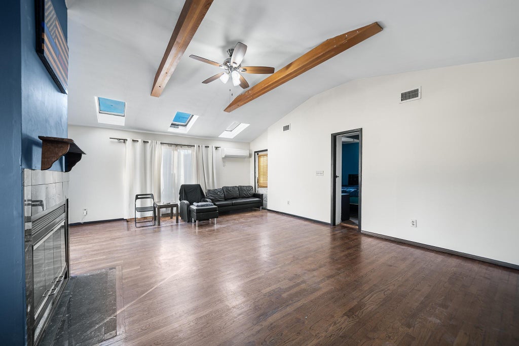 4 of 26 - 1695 Thompson Drive, Bay Shore, NY
