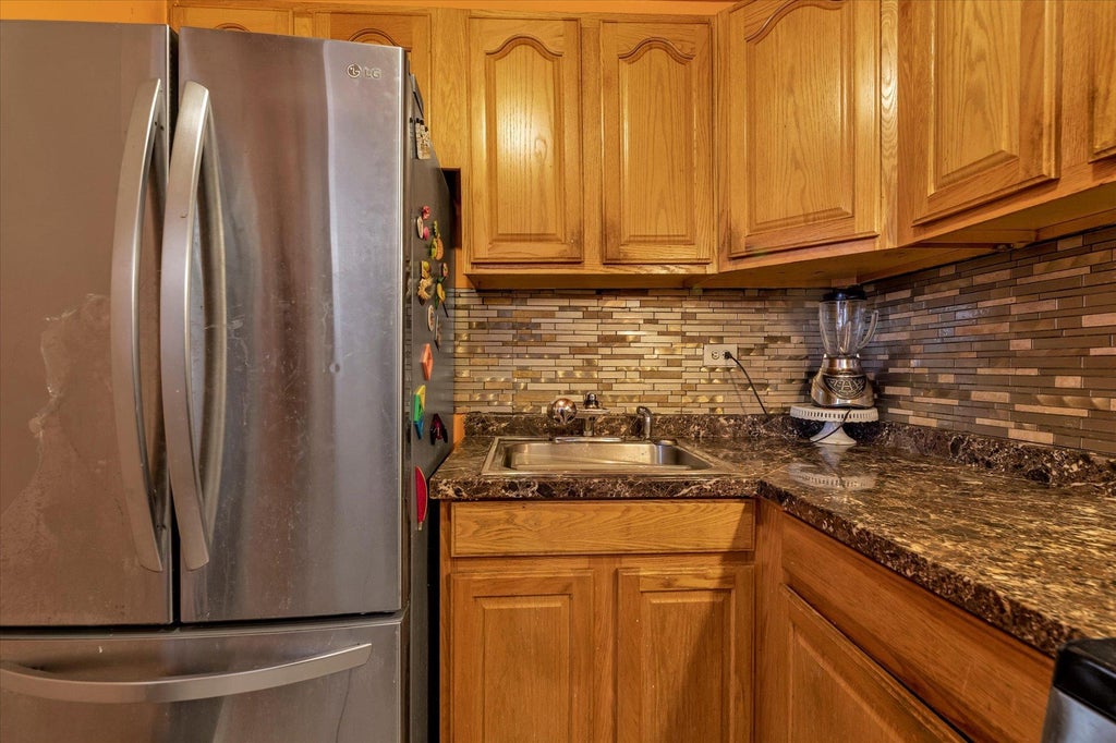 7 of 14 - 97-40 62nd Drive # 1f, Rego Park, NY