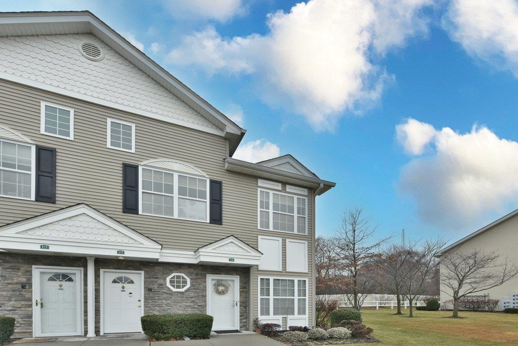 1 of 20 - 175 Spring Drive, East Meadow, NY