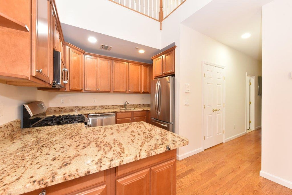 9 of 20 - 175 Spring Drive, East Meadow, NY
