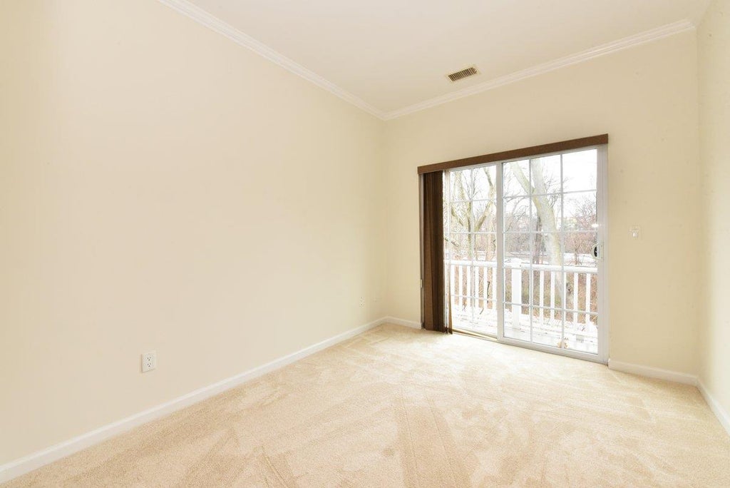 13 of 20 - 175 Spring Drive, East Meadow, NY