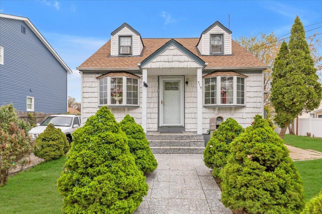1 of 16 - 579 Keller Avenue, Elmont, NY