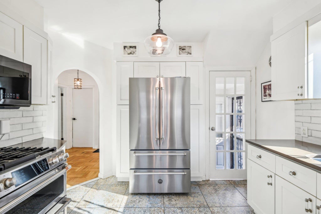 1 of 16 - 257 Claflin Boulevard, Franklin Square, NY