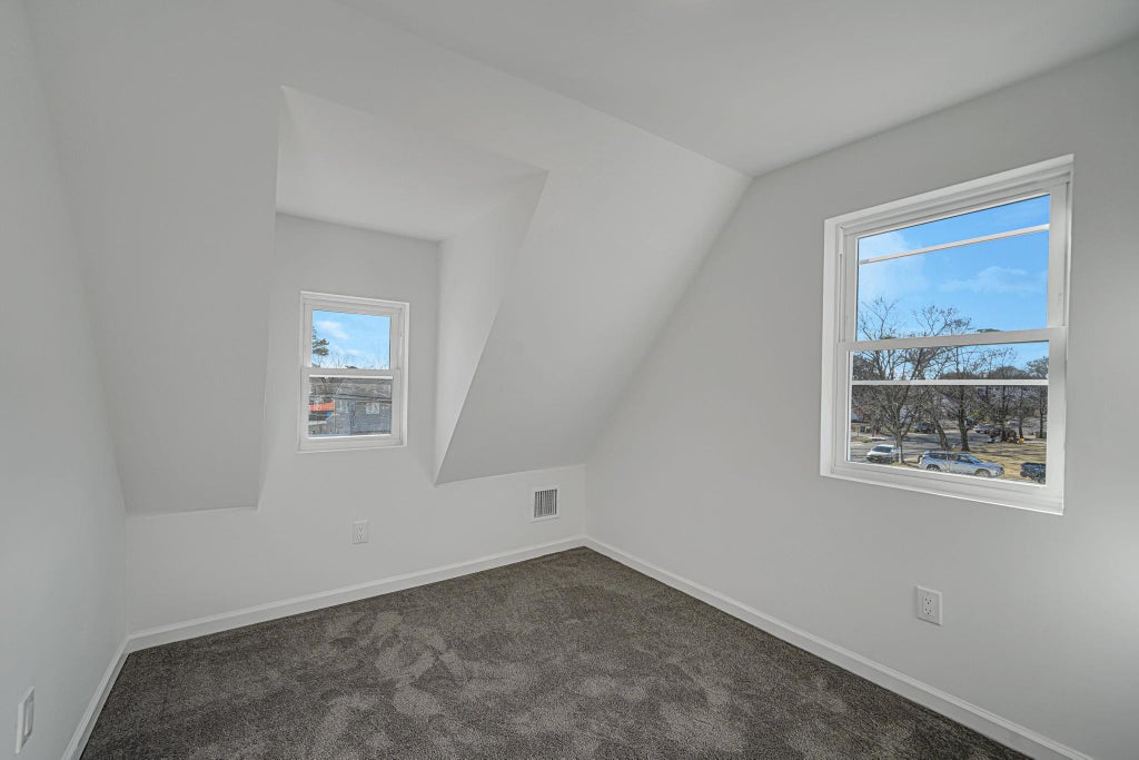 14 of 27 - 81 Frederick Avenue, Bay Shore, NY