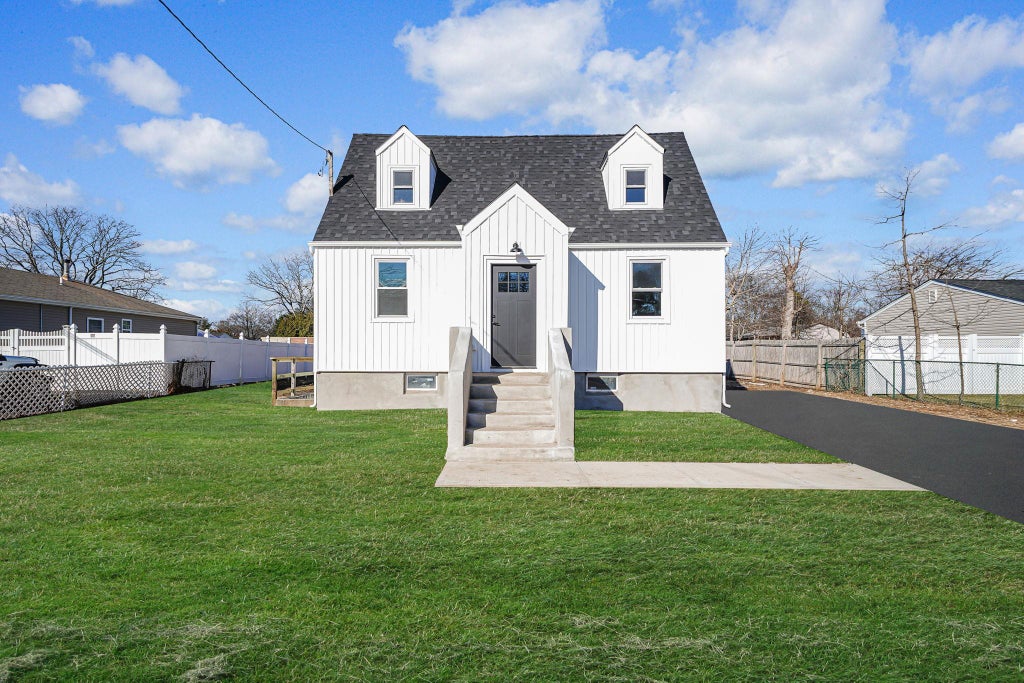1 of 27 - 81 Frederick Avenue, Bay Shore, NY