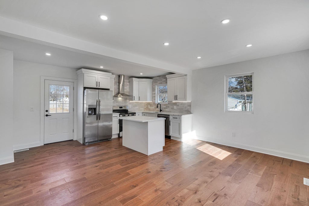 2 of 27 - 81 Frederick Avenue, Bay Shore, NY