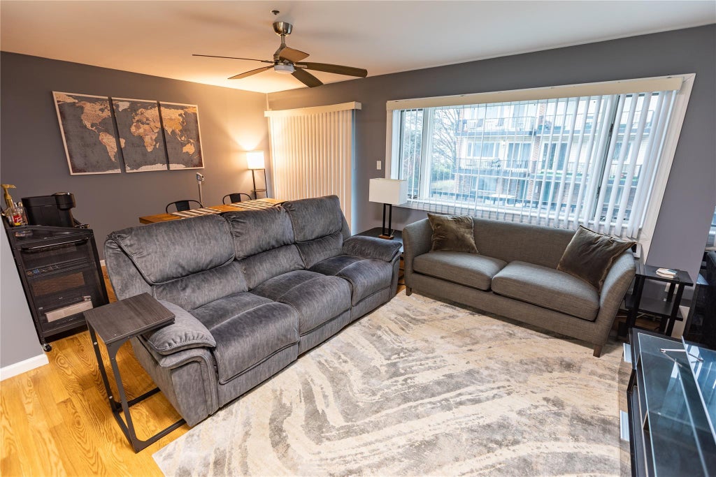 4 of 13 - 106 Atlantic Avenue # #18, Lynbrook, NY