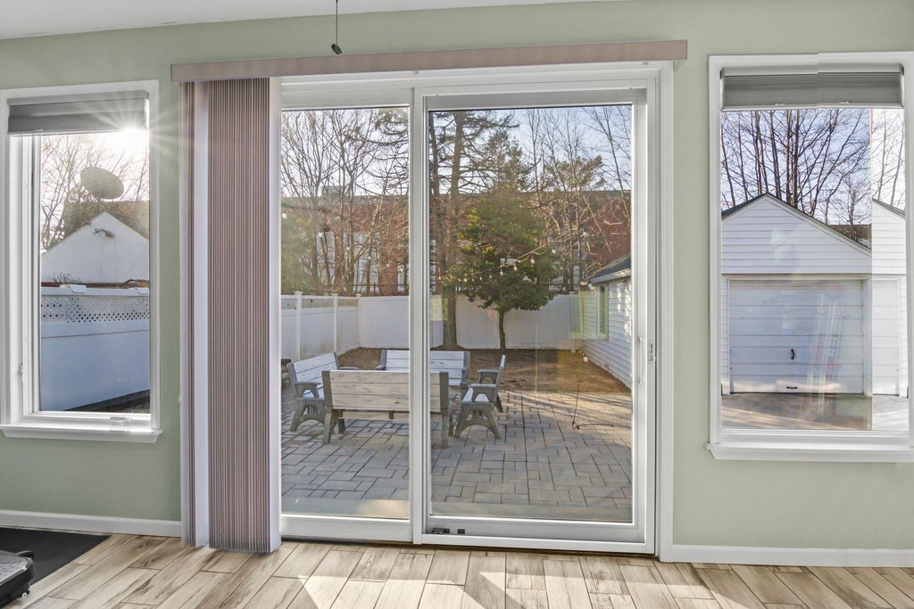 18 of 26 - 205 Goldenrod Avenue, Franklin Square, NY