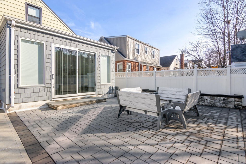 24 of 26 - 205 Goldenrod Avenue, Franklin Square, NY