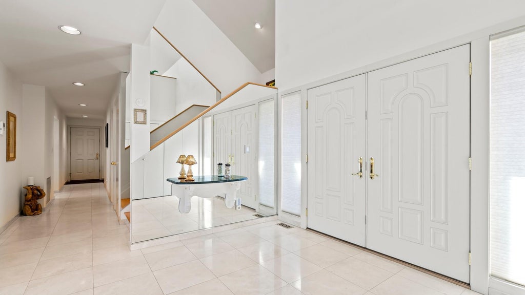 3 of 30 - 23 Store Hill Road, Old Westbury, NY
