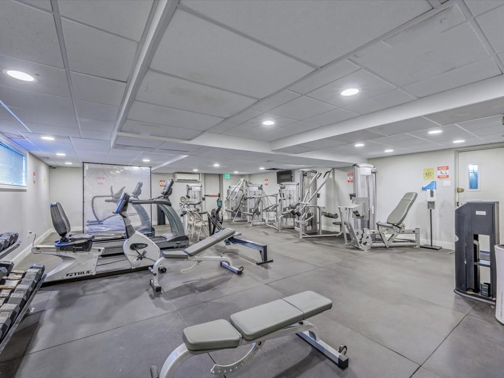 25 of 29 - 200 Atlantic Avenue # 237, Lynbrook, NY