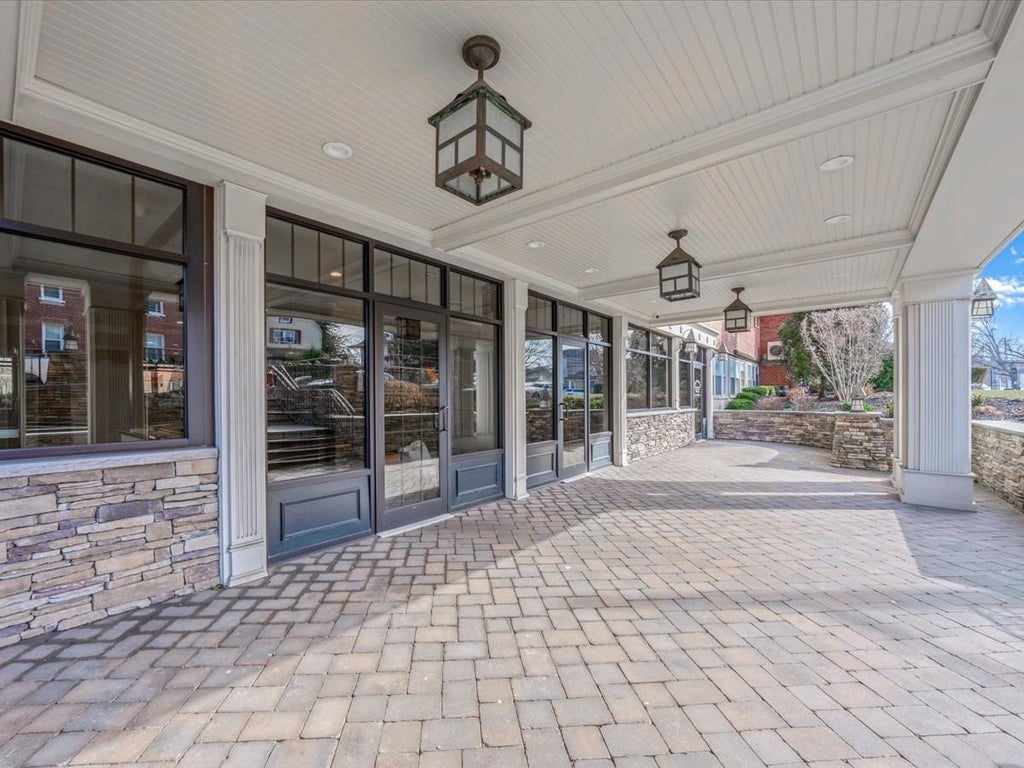3 of 29 - 200 Atlantic Avenue # 237, Lynbrook, NY