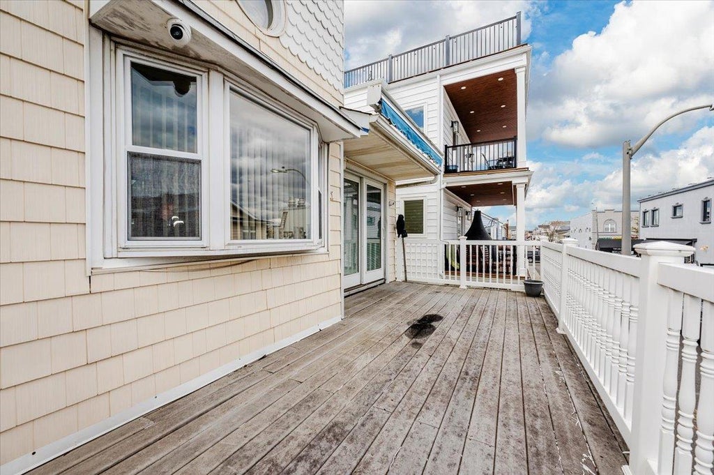 31 of 33 - 45 Wisconsin St., Long Beach, NY