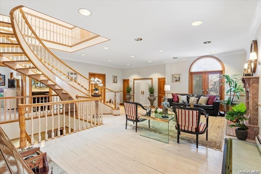 7 of 42 - 6 Summit Place, Malba, NY