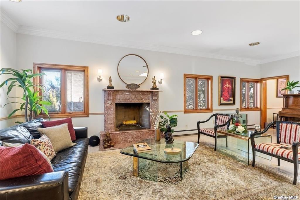 8 of 42 - 6 Summit Place, Malba, NY