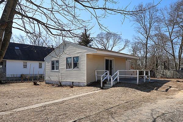 1 of 22 - 186 Cranberry Drive, Mastic Beach, NY