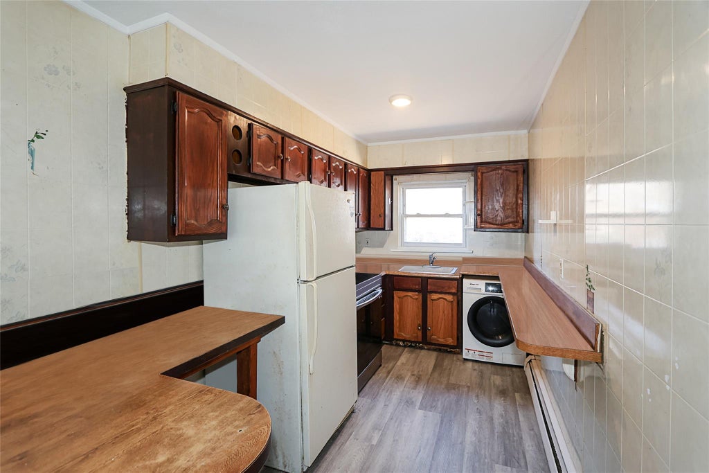 9 of 22 - 186 Cranberry Drive, Mastic Beach, NY