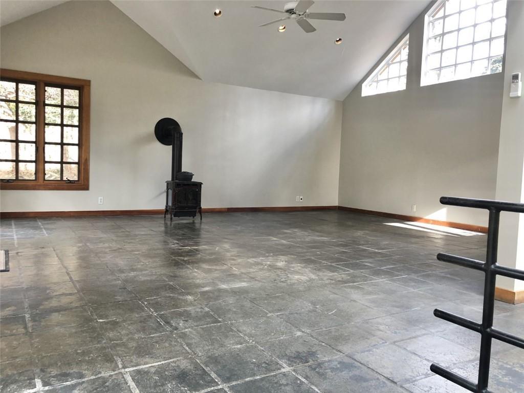 22 of 44 - 696 Oak Tree Road, Palisades, NY