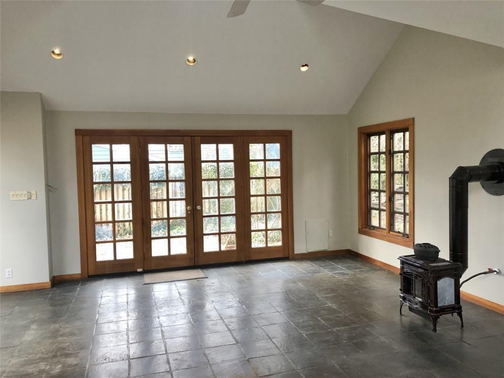 23 of 44 - 696 Oak Tree Road, Palisades, NY
