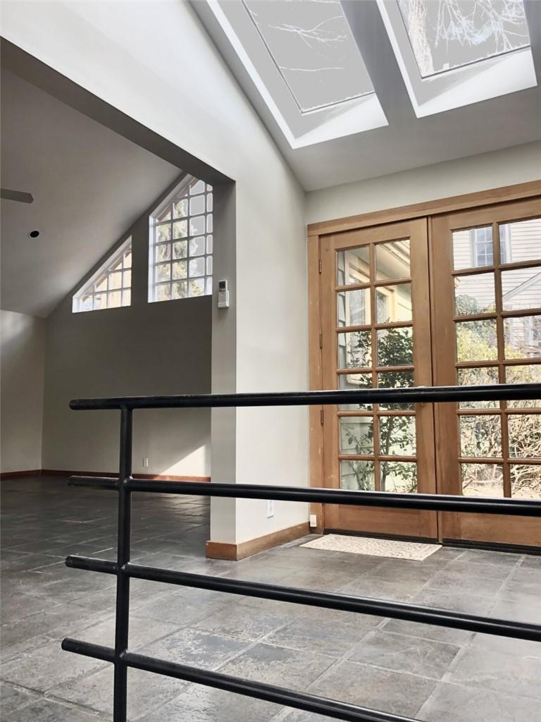 25 of 44 - 696 Oak Tree Road, Palisades, NY