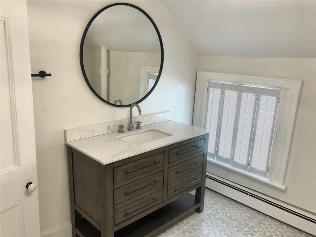 32 of 44 - 696 Oak Tree Road, Palisades, NY