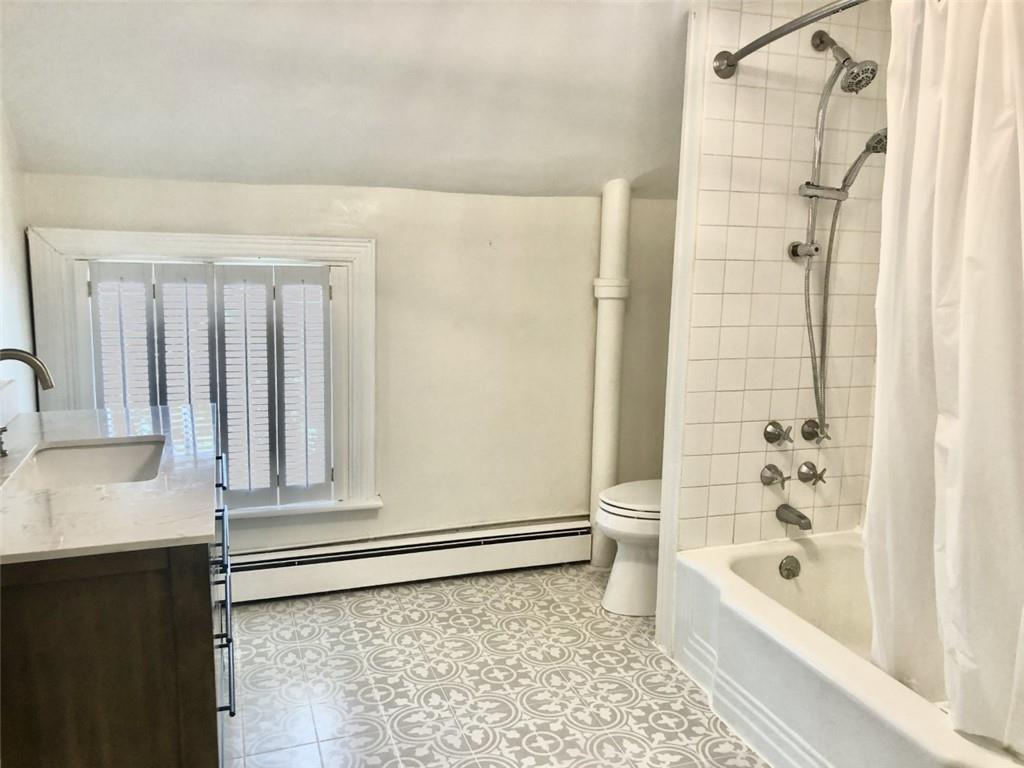 33 of 44 - 696 Oak Tree Road, Palisades, NY