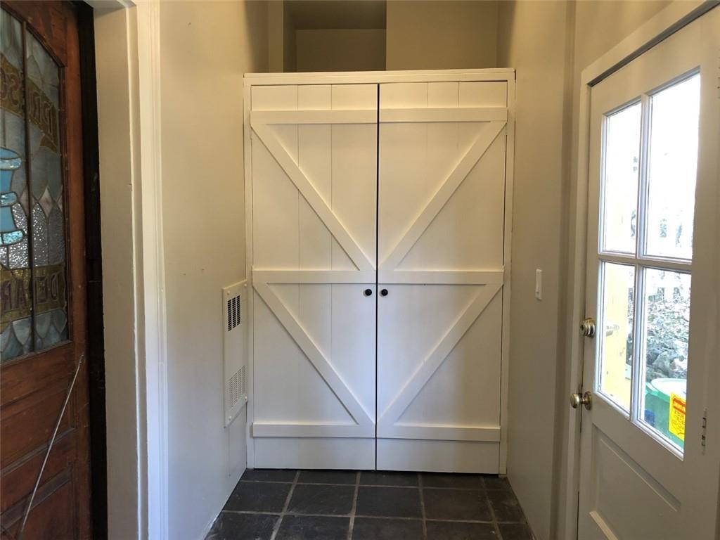 35 of 44 - 696 Oak Tree Road, Palisades, NY