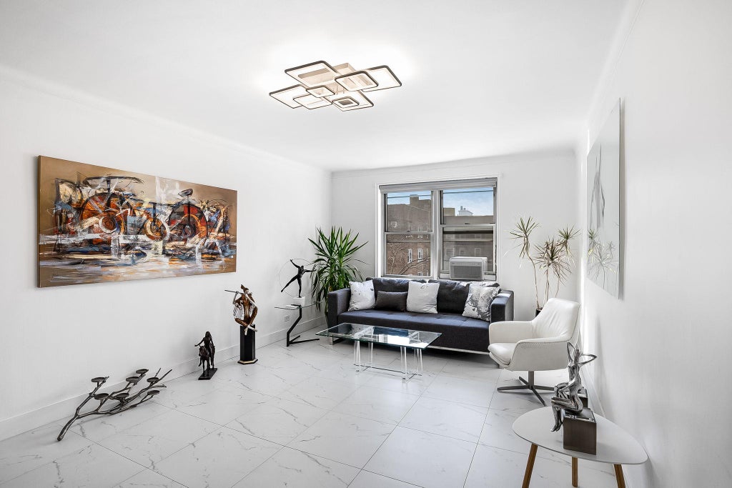 1 of 14 - 99-31 64 Avenue # E10, Rego Park, NY