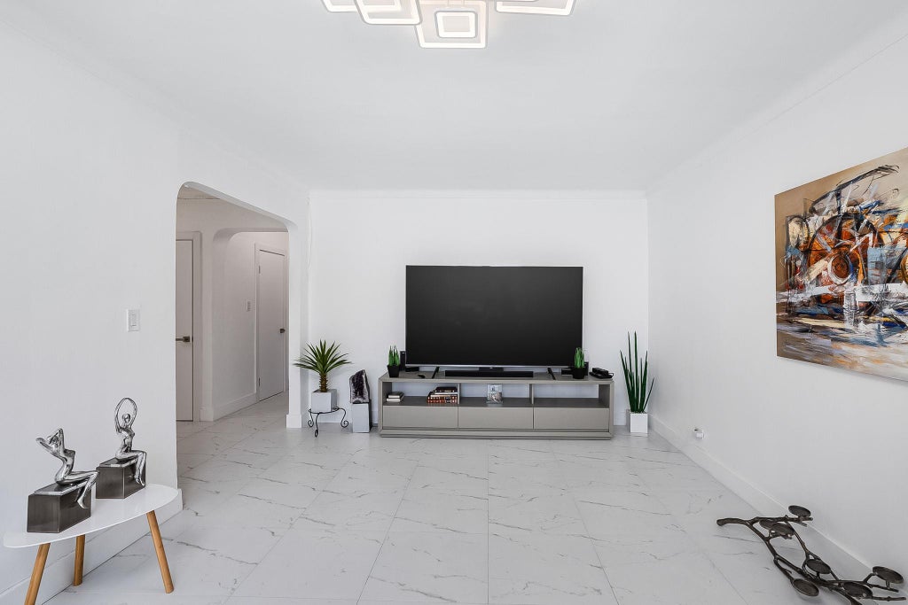 2 of 14 - 99-31 64 Avenue # E10, Rego Park, NY