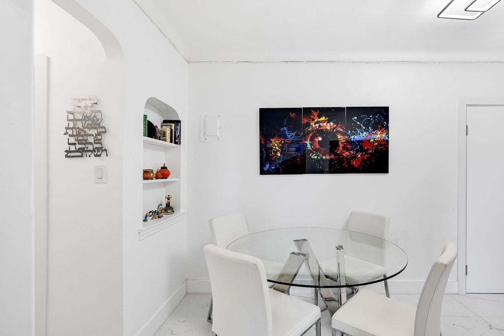 4 of 14 - 99-31 64 Avenue # E10, Rego Park, NY