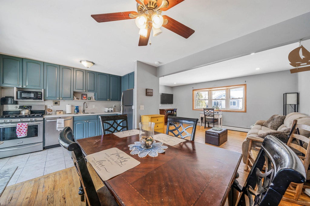 7 of 23 - 46 Tangier Drive, Sound Beach, NY