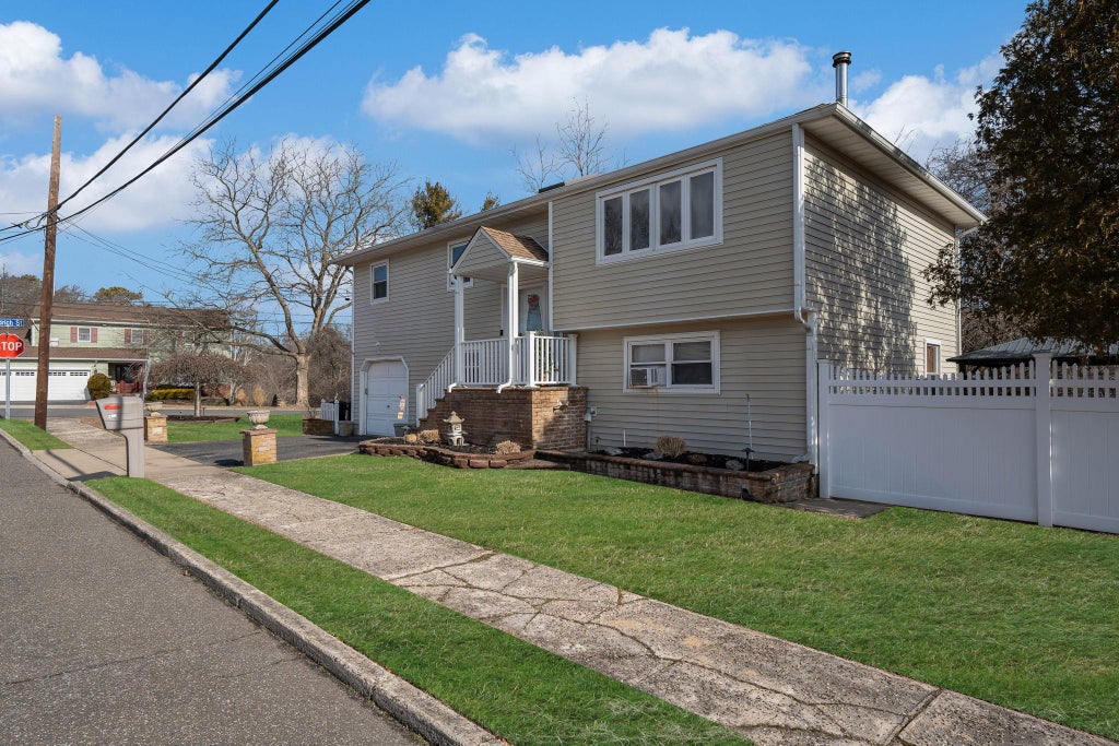 1 of 31 - 3 Claire Lane, Sayville, NY