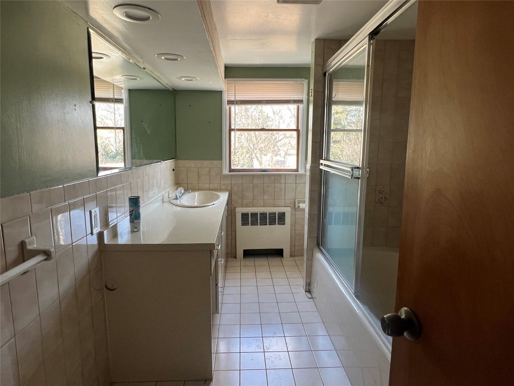 10 of 20 - 58 Cleveland Avenue, Sayville, NY