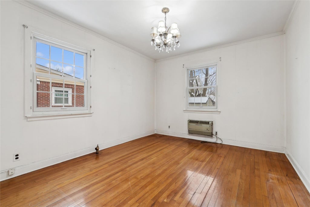 9 of 26 - 130 Rintin St., Franklin Square, NY