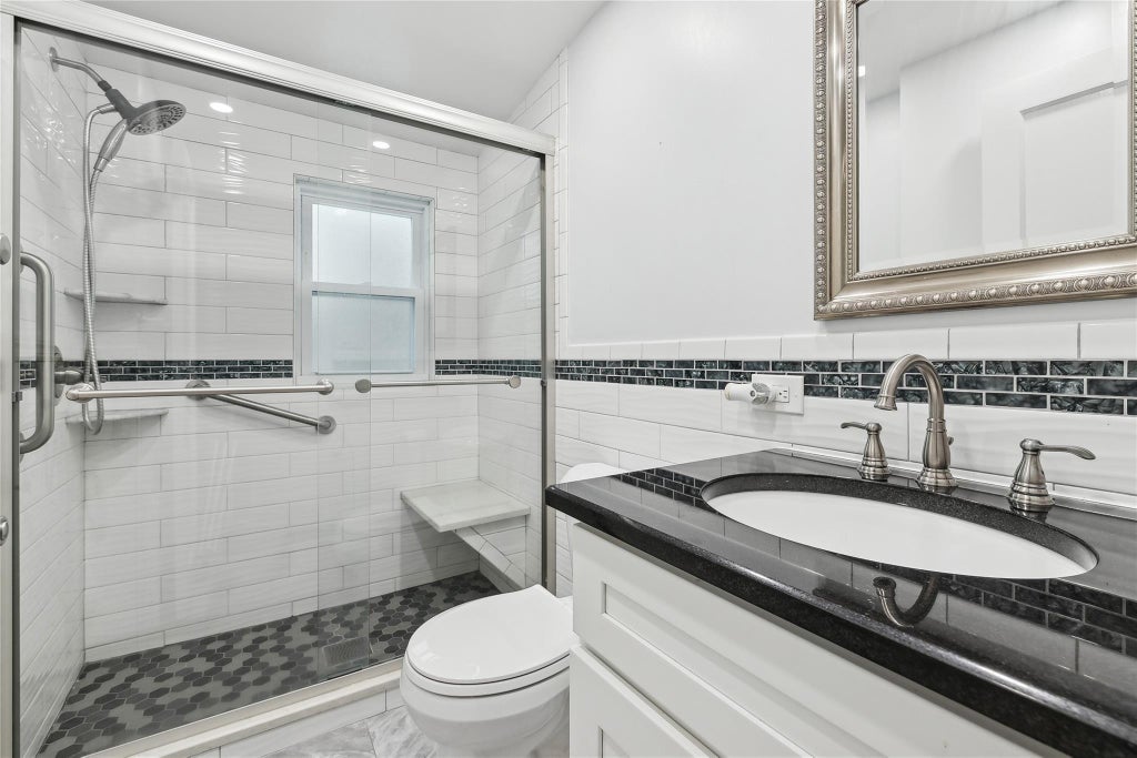 17 of 26 - 130 Rintin St., Franklin Square, NY