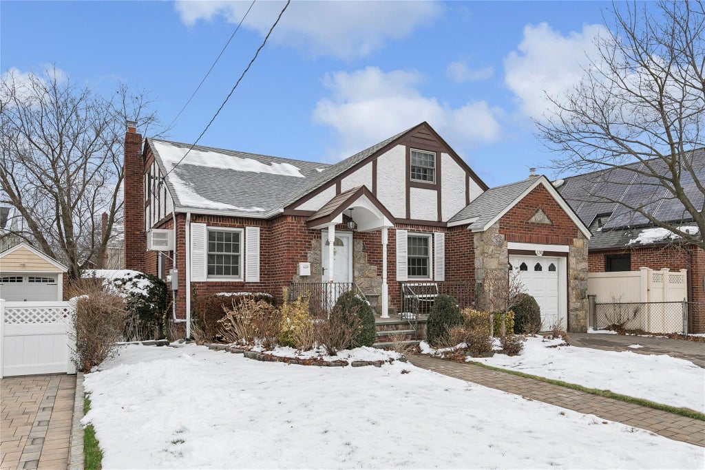 1 of 26 - 130 Rintin St., Franklin Square, NY