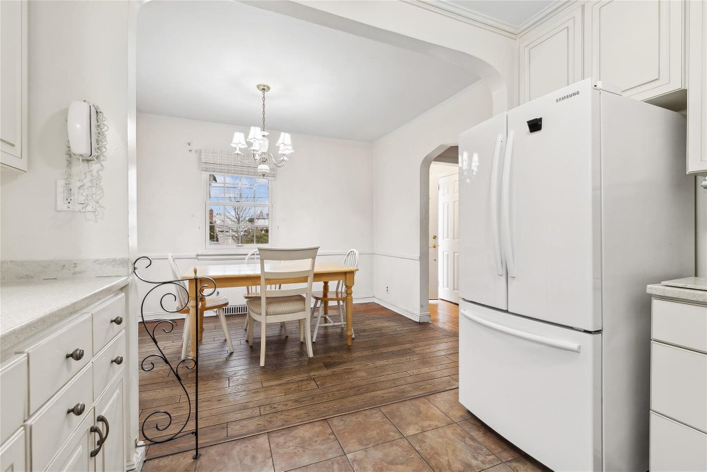 7 of 26 - 130 Rintin St., Franklin Square, NY