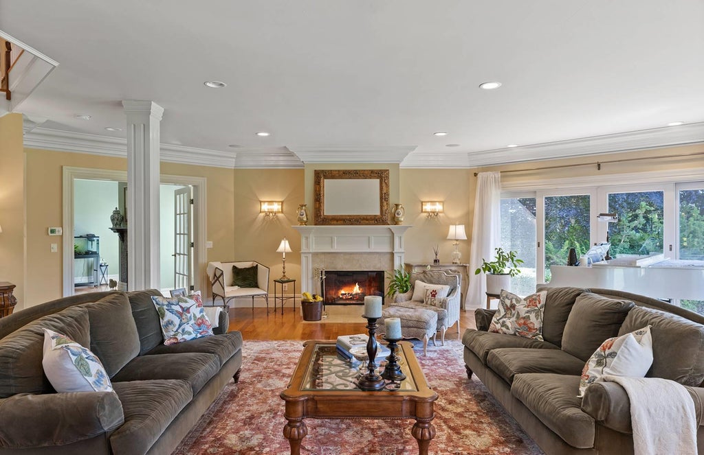 3 of 31 - 5 Woodcock Lane, Remsenburg, NY