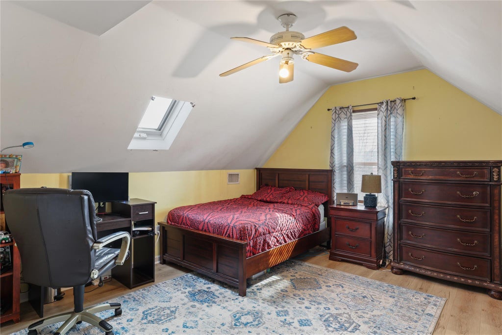 14 of 26 - 436 Raft Avenue, Holbrook, NY